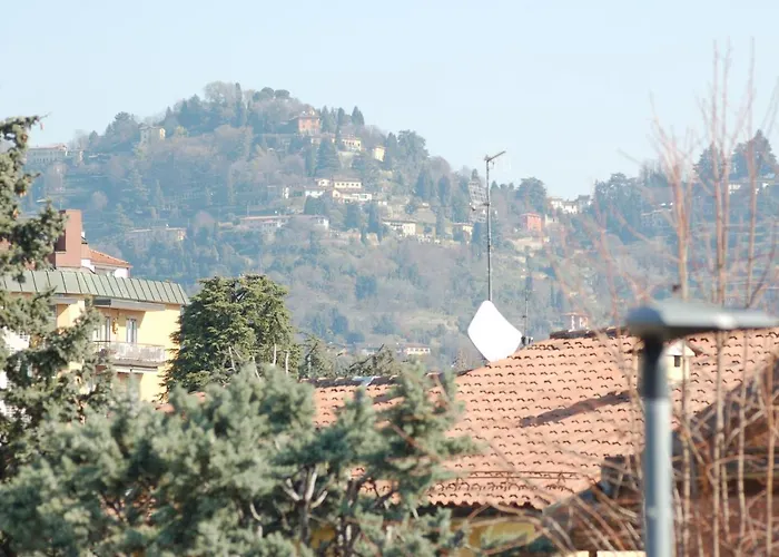 Monteverdi Bed and Breakfast 3*